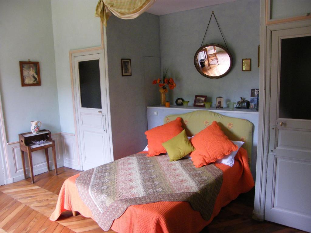 Chateau Des Martinanches Saint-Dier-dʼAuvergne Habitación foto